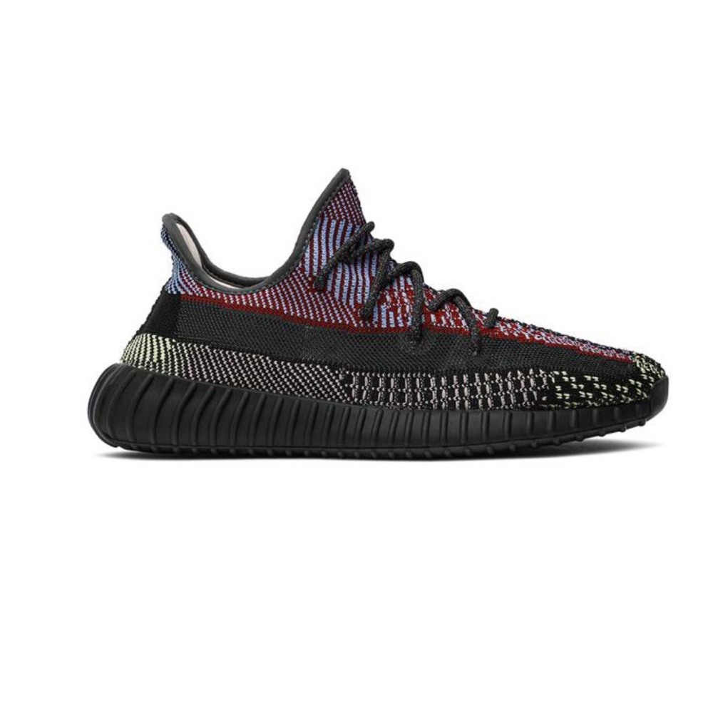 Yeezy Boost Yecheil men’s size 9. EUC. From pet free smoke free home.